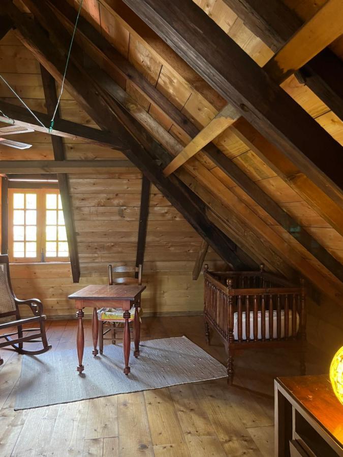 Habitation La Reine Du Camp Chambres D'Hotes Saint-Claude Exteriér fotografie